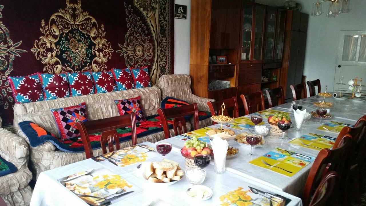 Guest House Nur Kochkor Buitenkant foto